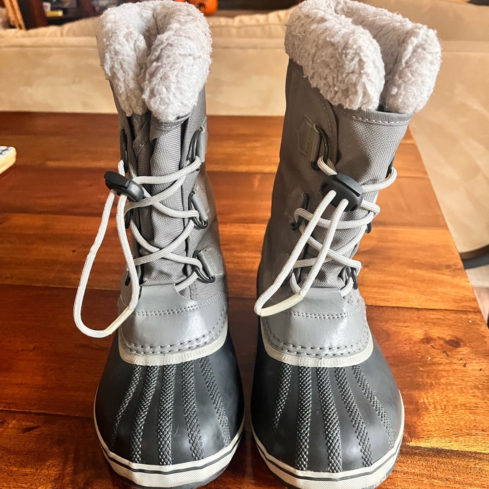 Sorel Kids Gray and Black Winter Boots
